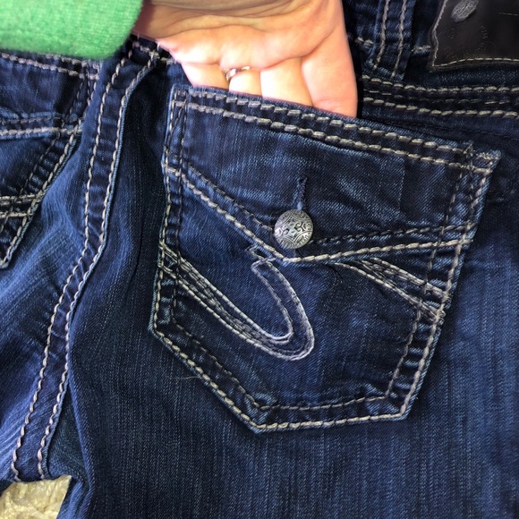 Silver Jeans - Picture 3 of 4